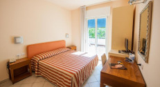 27080 din za dva noćenja sa doručkom za dvoje u Superior sobi u hotelu Alba*** u Marina di Raveni!