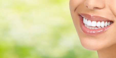 1590 din za ultrazvučno uklanjanje kamenca sa poliranjem zuba+gratis stomatolo&scaron;ki pregled-SO Identity!