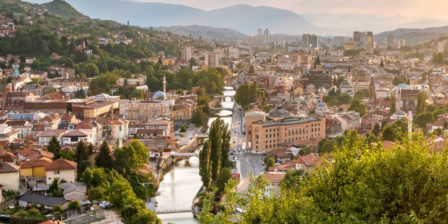 490 din za popust na putovanje Sarajevo - Mostar (noćenje+prevoz)  za 53 evra!