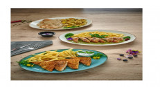 1375 din za dve piletine po izboru (Hrskava-Punjeni pileći medaljoni-Viva piletina-Rolovana piletina-Rolovana piletina sa kačkavaljem u pesto sosu-Cordon blue) na splavu VIVA na Savskom keju!