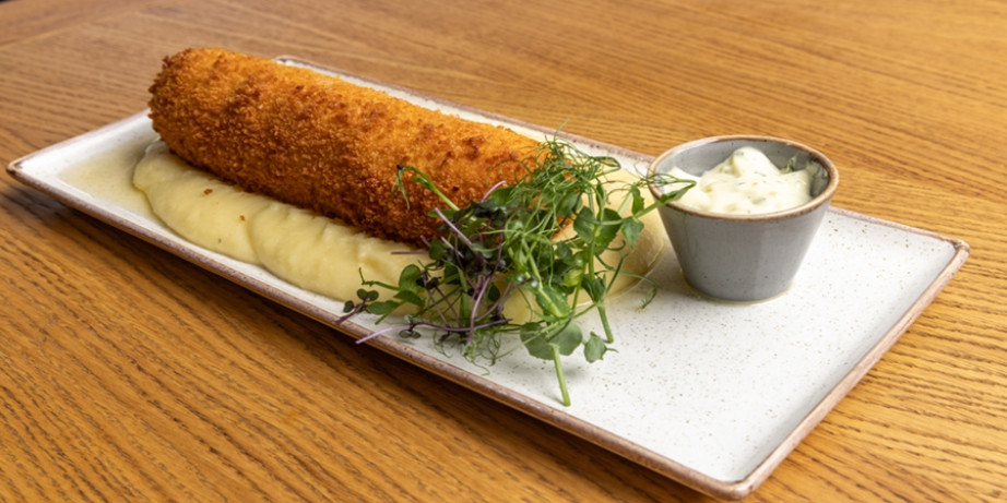 1350 din za karađorđevu šniclu sa prilogom za dvoje + dve supe + dva deserta (č ...