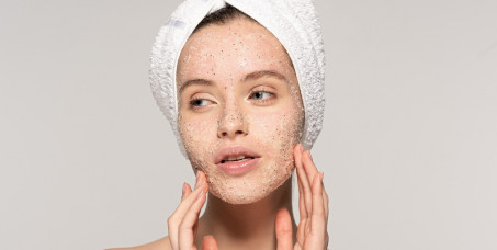 1490 din za ultrazvučni piling lica+serum koenzim Q10!