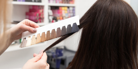 2350 din za uslužno farbanje+feniranje+kapi za kosu u FS S2 na Vračaru!