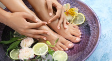 2400 din za Colagen Lux spa pedikir sa masažom stopala (60 min) u salonu Beauty boss na Vidikovcu!
