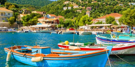 2800 din za ostvarivanje popusta na letovanje na KRFU 09.07. (10 noćenja+ prevoz+trajekt) od 355€!