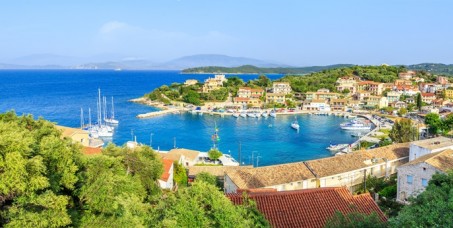 3200 din za ostvarivanje popusta na letovanje na KRFU jul-avgust (10 noćenja+ prevoz+trajekt) od 391€!