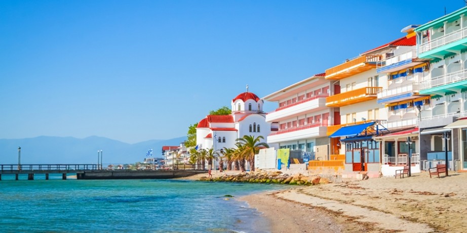1500 din za  popust na letovanje u Paraliji  (10 noćenja+prevoz) od 206€! Termin od 22.08. do 01.09.2026.