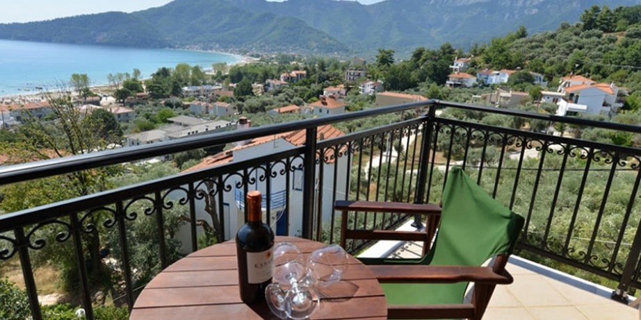 1100 din za popust na letovanje na TASOSU  u vili Galanis, Golden Beach  (10 noćenja + prevoz + trajekt) od 143€!