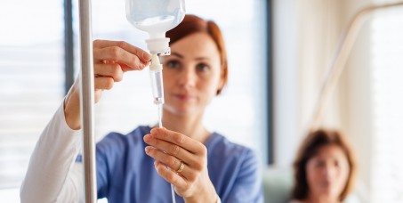 12000 din za DETOX PAKET pregled kliničkog lekara + infuzija obogaćena vitaminima i mineralima uz Glutation + analize krvi u ordinaciji ALMNES MEDICAL na Voždovcu!