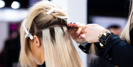 400 din za nadogradnju kose po pramenu u salonu Professional beauty and spa u Žarkovu!