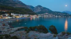1690 din za popust na 7 punih pansiona za jednu osobu u Vili Happy day u Sutomoru za 175&euro;!