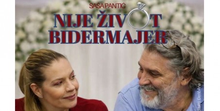 650 din za kartu za predstavu  "Nije život bidermajer" u Pozori&scaron;tu Slavija! Termin predstave je 25.06.2026. u 20h!
