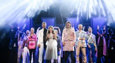 640 din za kartu za mjuzikl "Pogledaj dom svoj anđele" (po pesmama Riblje čorbe) u Teatru Odeon 15.10.2026. u 19.30h!